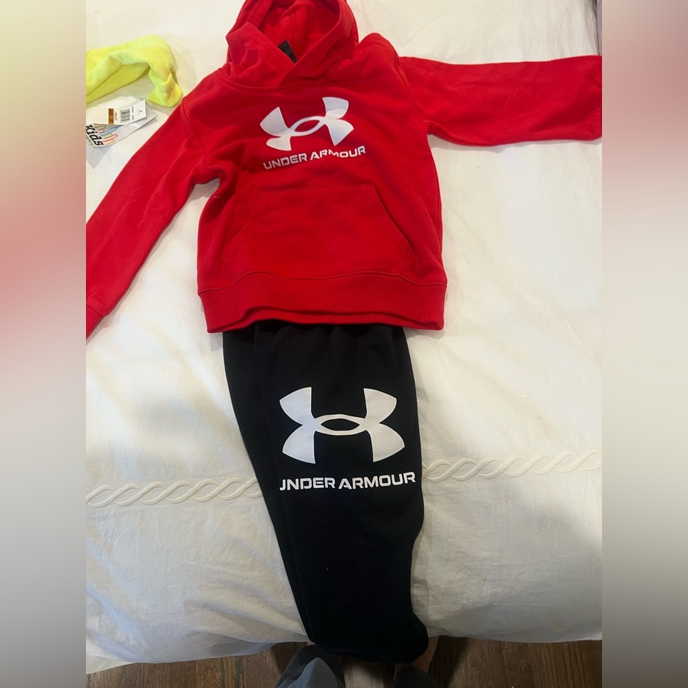 Under Armour Sweatpants and sweatshirts - 4 - NWOT